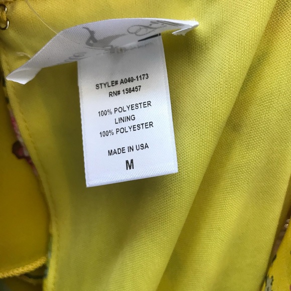 Love Culture Summer Romper Women’s Medium NWT - Picture 11 of 14